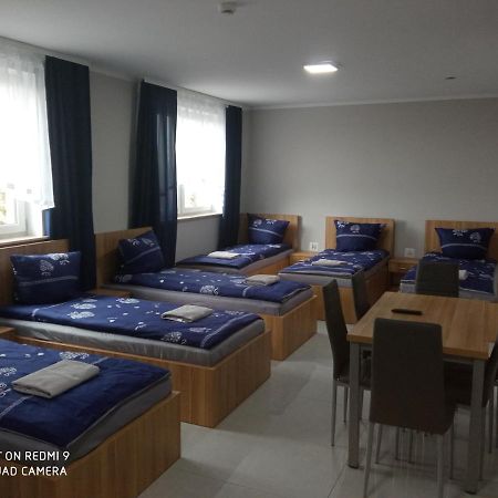 Auberge de jeunesse Czerwony Szafir Grodzisk à Grodzisk Mazowiecki Extérieur photo