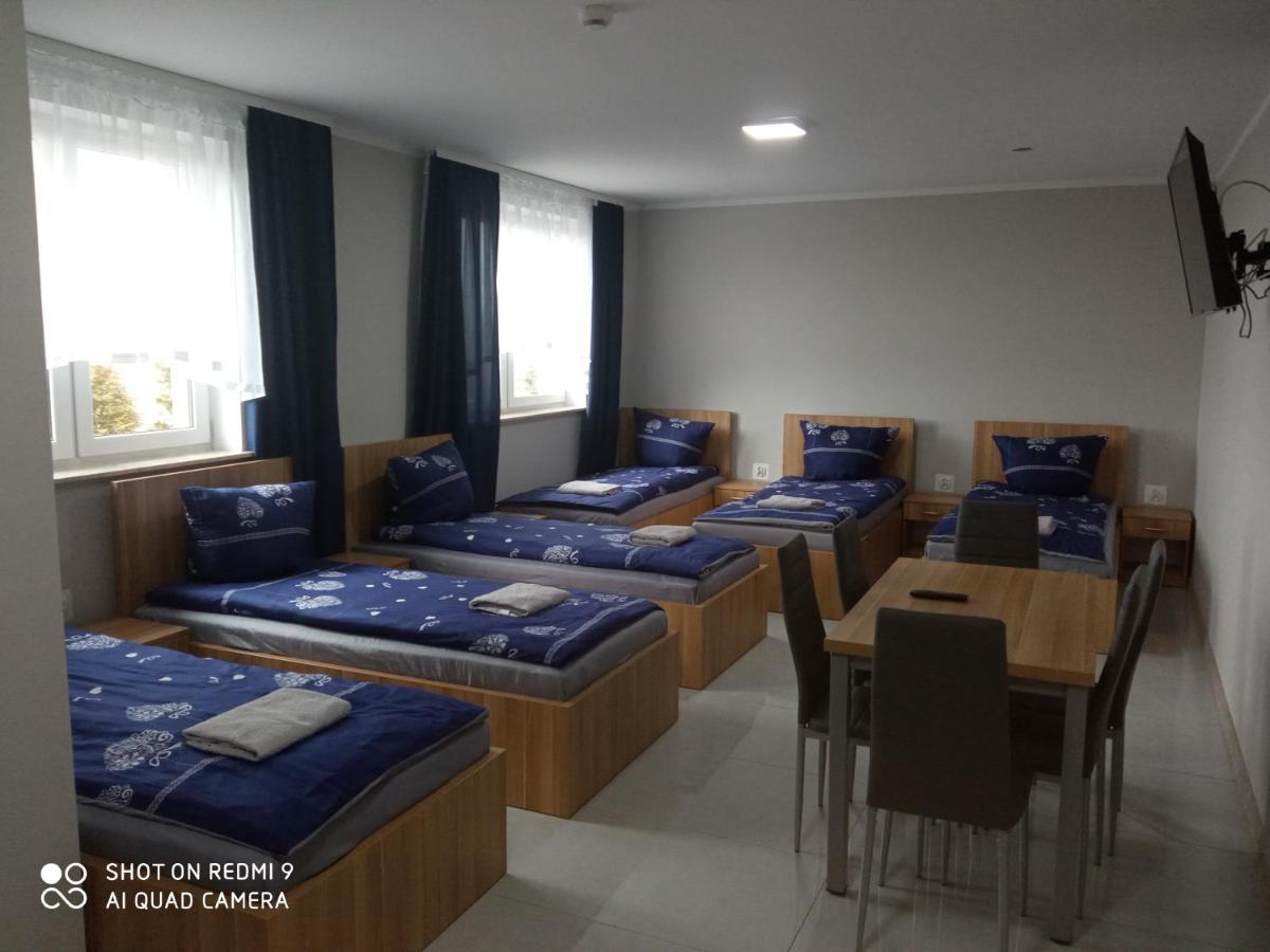 Auberge de jeunesse Czerwony Szafir Grodzisk à Grodzisk Mazowiecki Extérieur photo