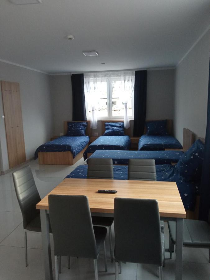 Auberge de jeunesse Czerwony Szafir Grodzisk à Grodzisk Mazowiecki Extérieur photo