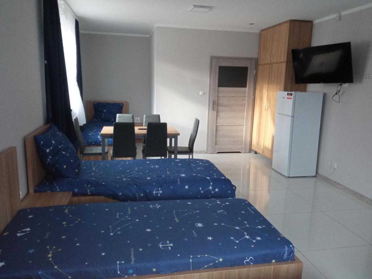 Auberge de jeunesse Czerwony Szafir Grodzisk à Grodzisk Mazowiecki Extérieur photo