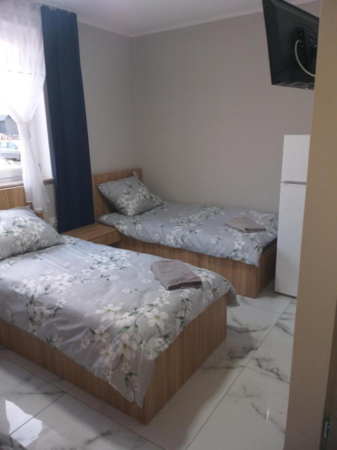 Auberge de jeunesse Czerwony Szafir Grodzisk à Grodzisk Mazowiecki Extérieur photo