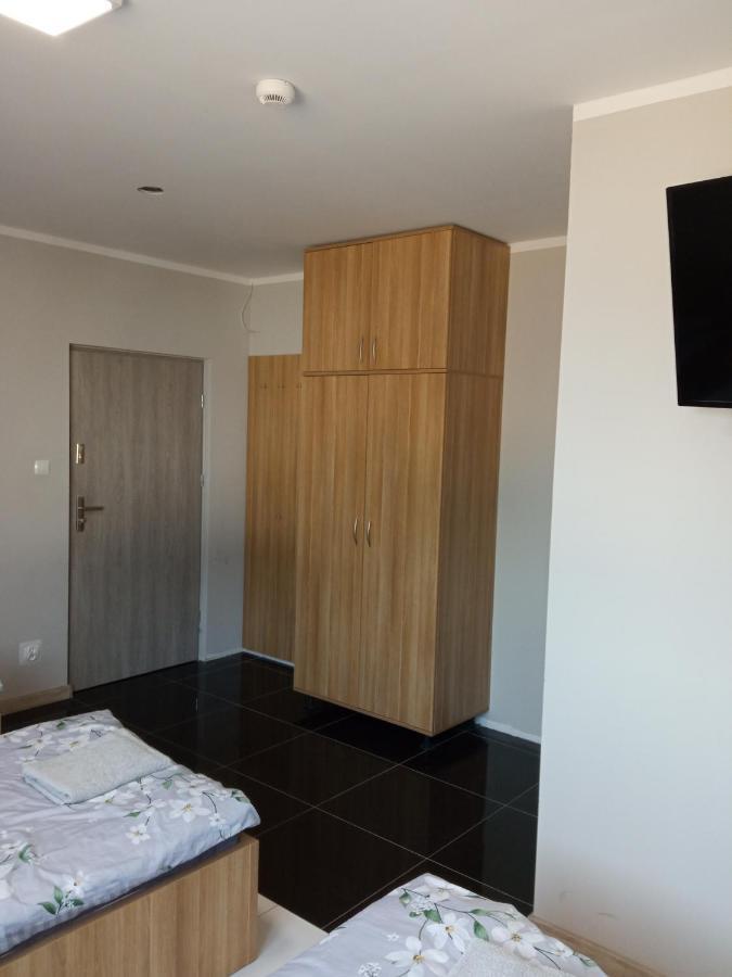 Auberge de jeunesse Czerwony Szafir Grodzisk à Grodzisk Mazowiecki Extérieur photo