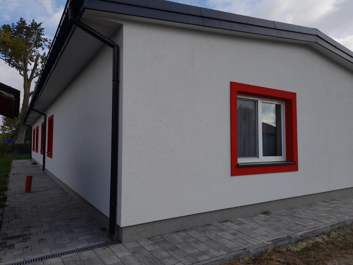 Auberge de jeunesse Czerwony Szafir Grodzisk à Grodzisk Mazowiecki Extérieur photo